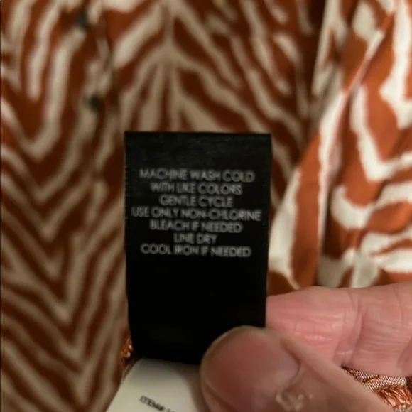 Torrid Brown and White Sleeveless Graphic Top - Picture 8 of 9